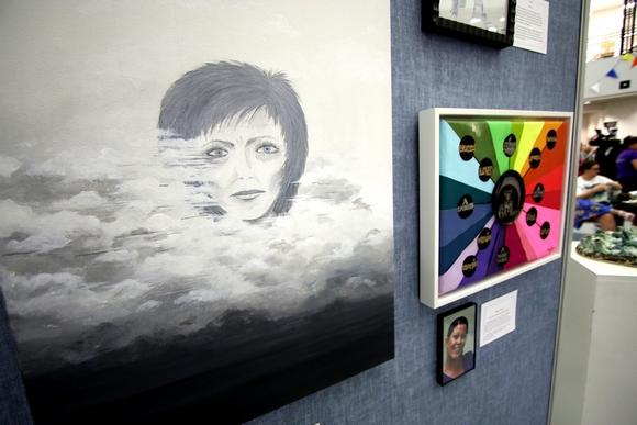 djinisinabottle's tweet photo. What a great opportunity to cover the opening of @CarrieSeidman's #FACEing Mental Illness exhibit at Selby Library: https://t.co/0e0AeJ4hhb https://t.co/rKLeZusAiH