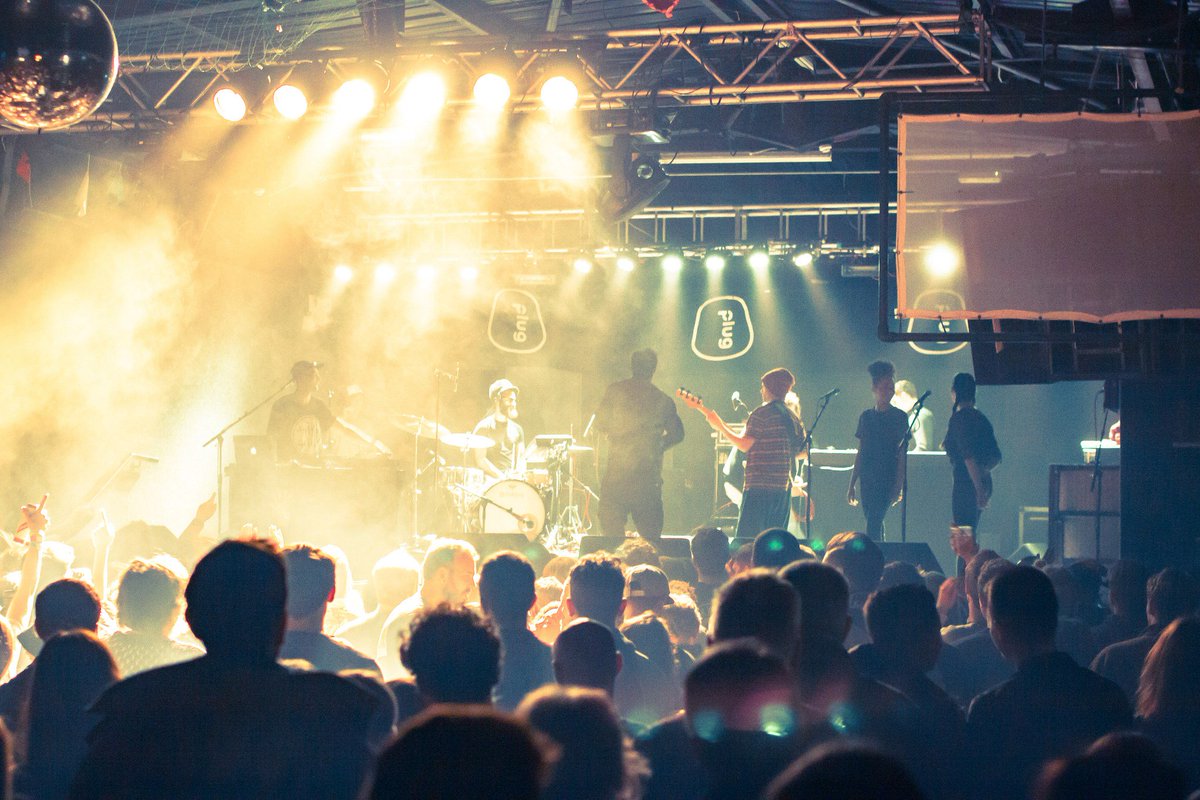 skiddle's tweet photo. Who enjoyed @outlinesfest this past weekend πππ Our reviewer @JordanFoster94 definitely did πππ https://t.co/ZiISVH2jO2 https://t.co/oeuZJP66ER