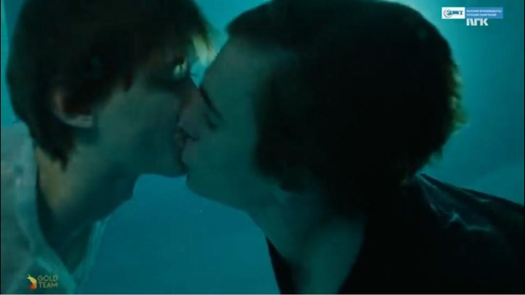 Nastya__XD's tweet photo. Когда смотришь 3 сезон #skam
#скрин https://t.co/x6olytp77m