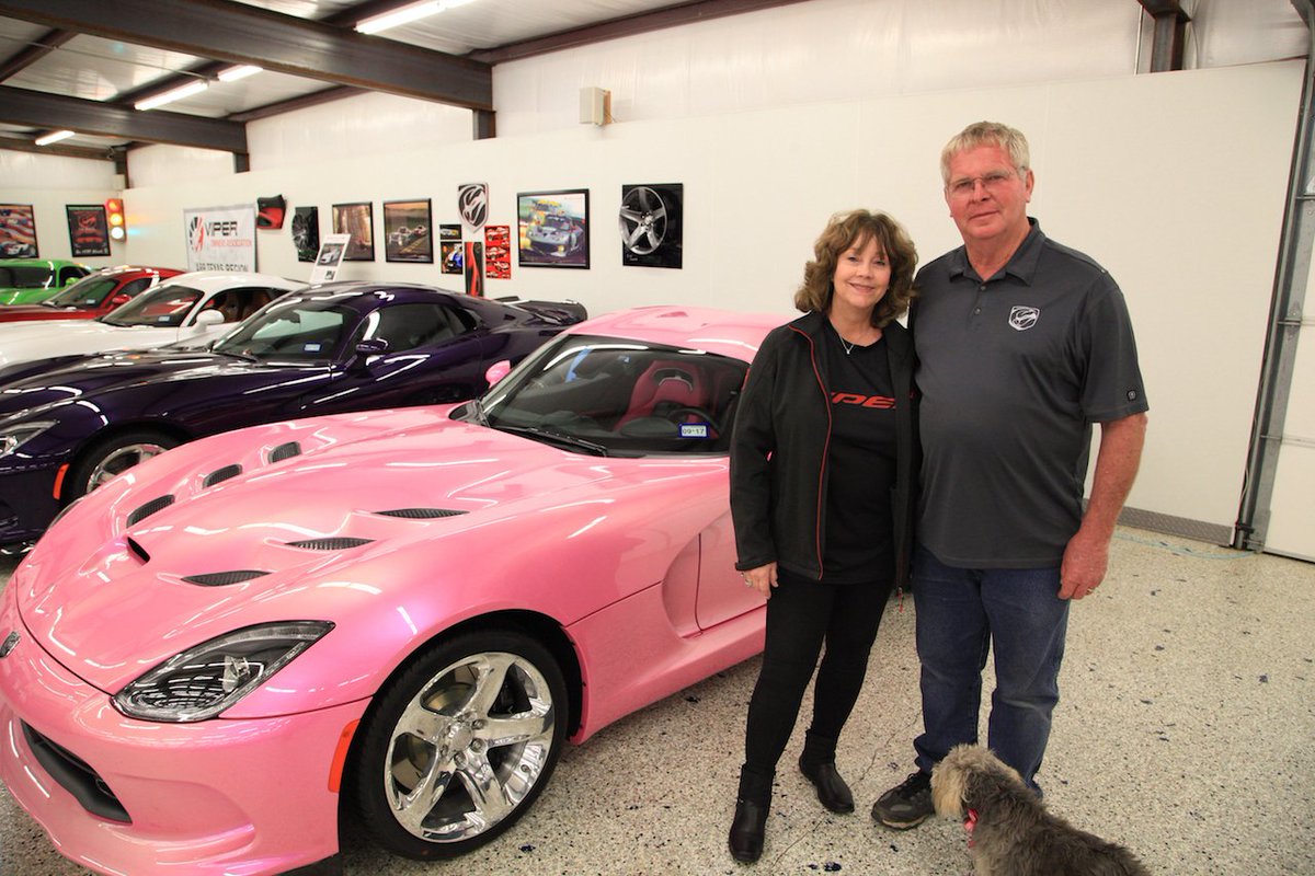 BarcroftCars's tweet photo. This #car-loving Texan couple have collected an incredible 80 #Dodge #Vipers - and they drive every single one! https://t.co/SG60Ucmeqy https://t.co/o9ynUxCaQl