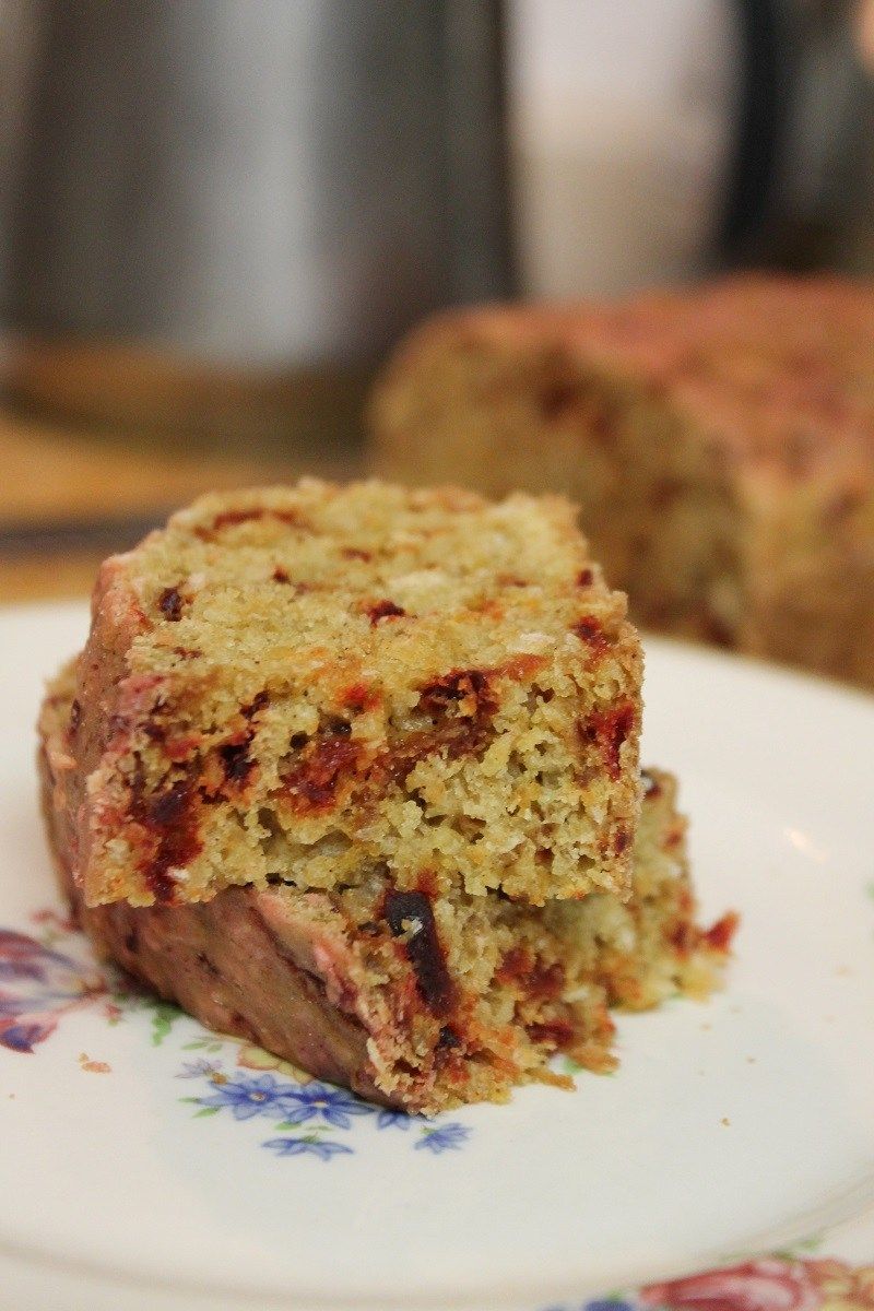 lazyveganbaker's tweet photo. Can't #beet this cake! #plantbased #dairyfree #vegan #coconut #veganfood #cake #beetcake
https://t.co/iCK1d2BxQn https://t.co/4Qw5u3Eiog