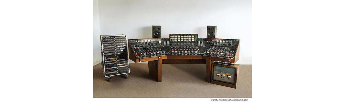 Convergence tweet media