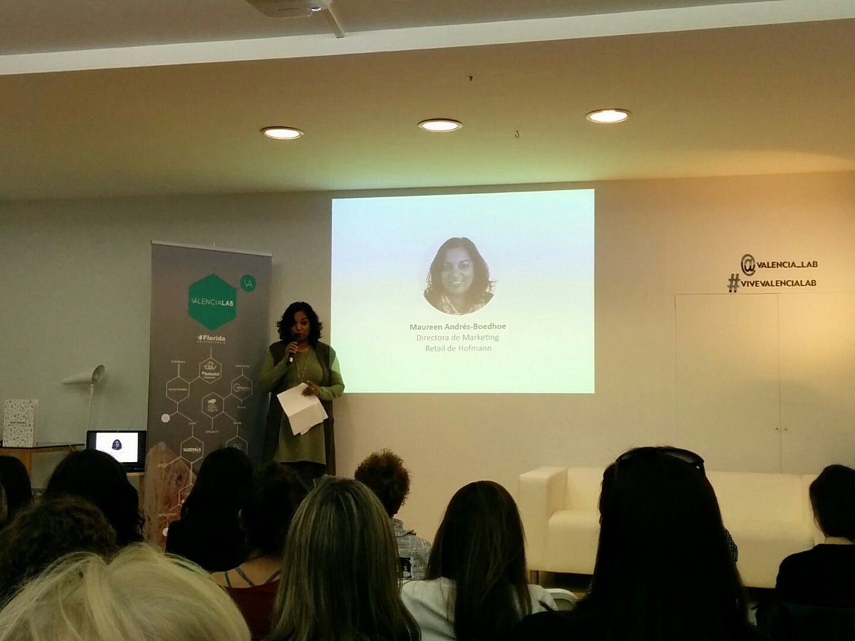 MFriasTrad's tweet photo. En @valencia_lab cuentan que en Holanda animan a contratar mujeres, y en España, hombres. ¿Qué país será más productivo de los dos? 😏 https://t.co/glsf8PuFuS