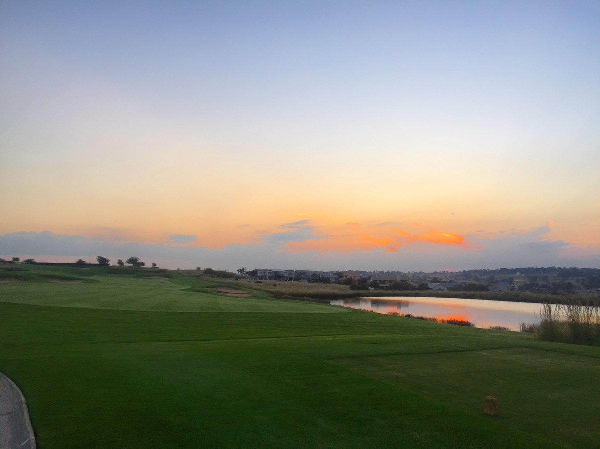 Evening runs in Africa❤☀️🇿🇦 #SunsetRuns #SunsetPorn #SouthAfrica