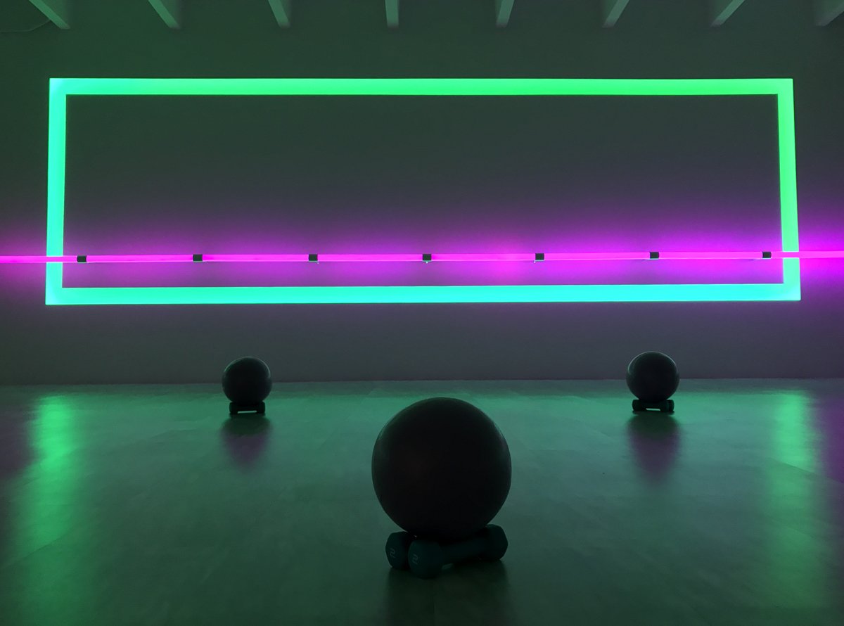 TheChromeBar's tweet photo. TheChromeBar 
Studio Vibes.  #barre #nashvillebarre #eastnashville https://t.co/do1M9iWdcG