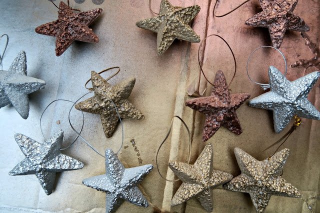 Sharing my January 2017 Metallic Star Tree with @twinklediaries and <a href="/JessSoothill/">Jess Soothill</a> for #HomeEtc #86. #PintyPlus <a href="/NovasolSpray/">Novasol Spray (Pintyplus)</a>