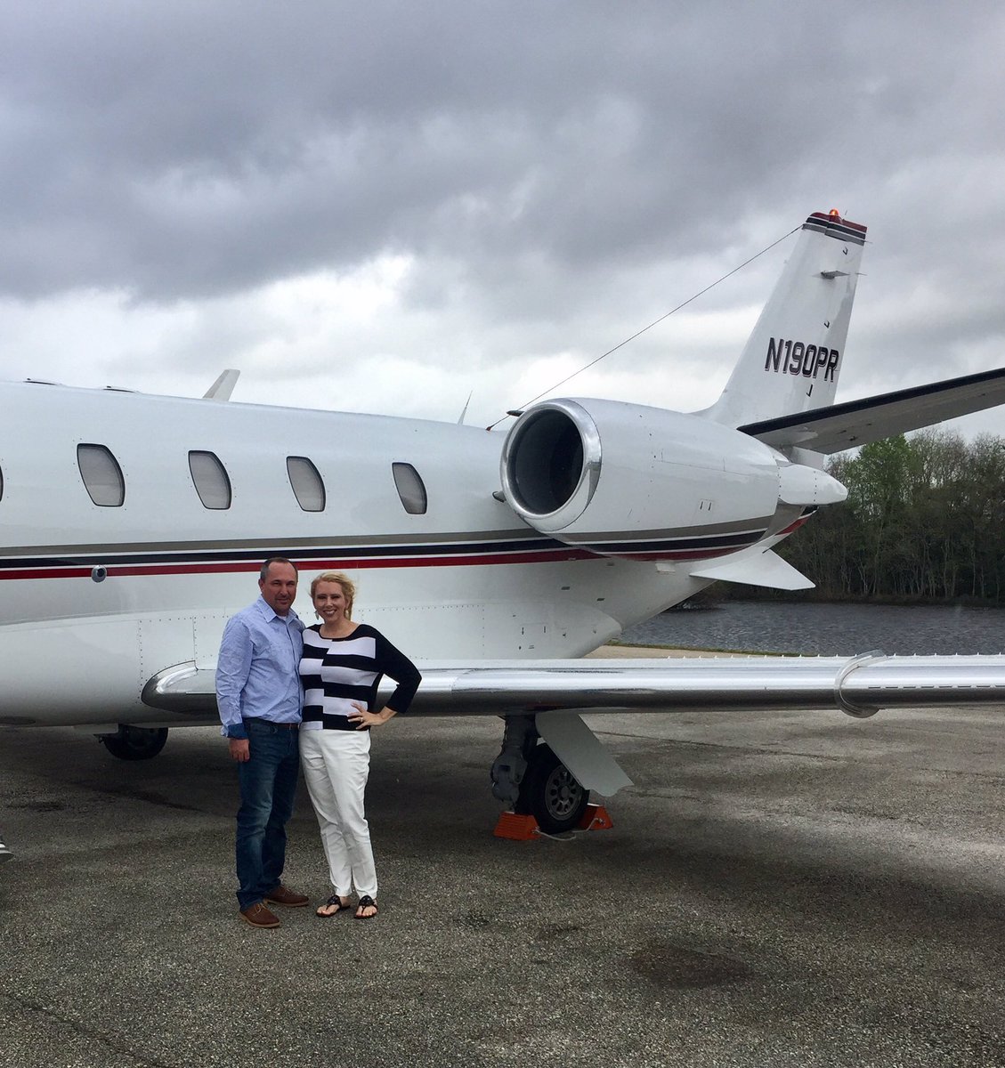 tracywilson75's tweet photo. Flying on a jet plane off to visit our new Dallas &amp; McKinney @SynergenXHealth offices! 😍 https://t.co/2L6hYa1lHp