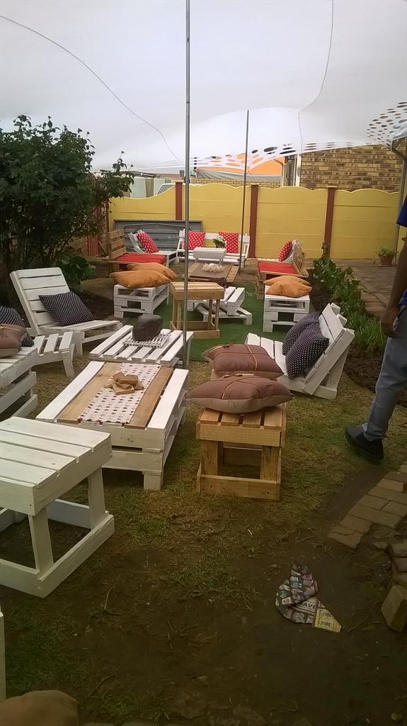 Everythingpalet's tweet photo. Everything Pallet Events kwa-thema white city
Thanks giving https://t.co/WT5P0eduVK
