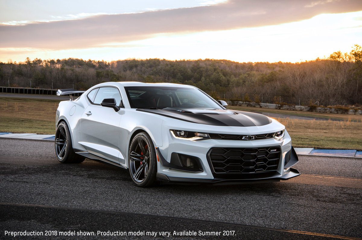chevrolet's tweet image. Performance that can stop you in your tracks. The 2018 #Camaro ZL1 1LE.