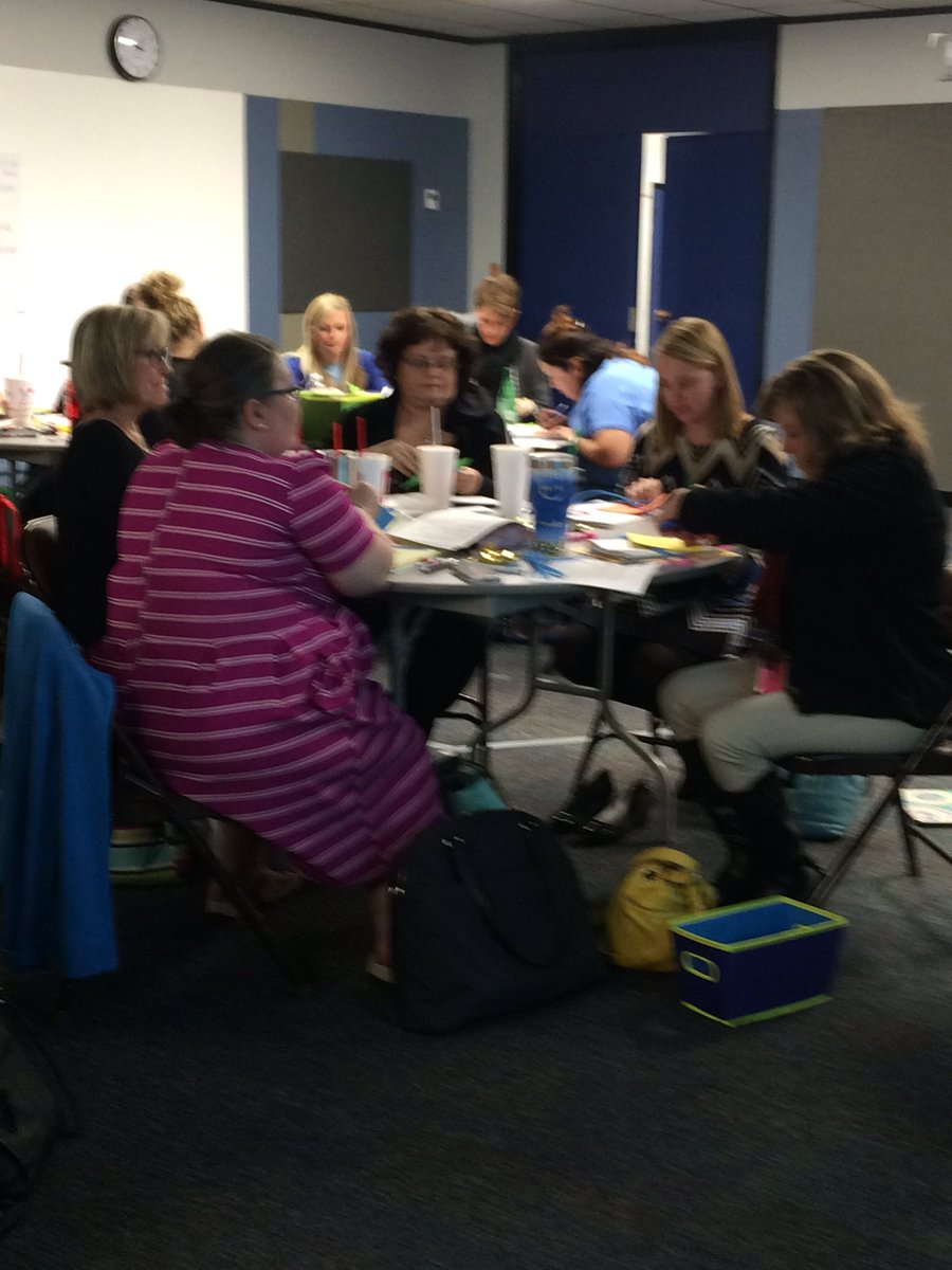 mkshane's tweet photo. Cathy Battles KCRPDC working with Fort Osage Numeracy Leaders. Introduction to Number Talks.
#Fortpd
#fortrespect https://t.co/NlZnqAwaxr