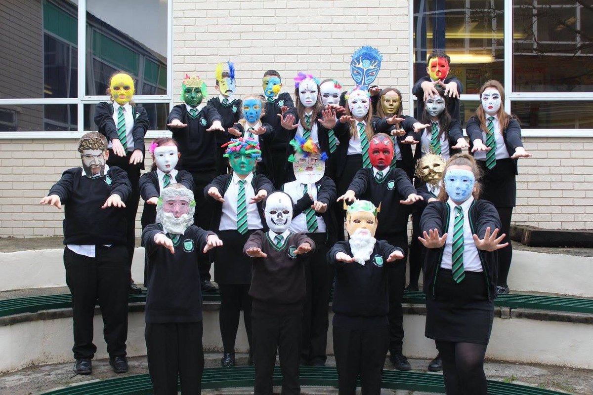 PenydreDRAMA's tweet photo. Amazing masks made by our Y7 classes 🎭
The Greek Assessment will take place in @1Penydre 's renovated amphitheatre! #exciting #choruswork https://t.co/RXzuvNtA9a