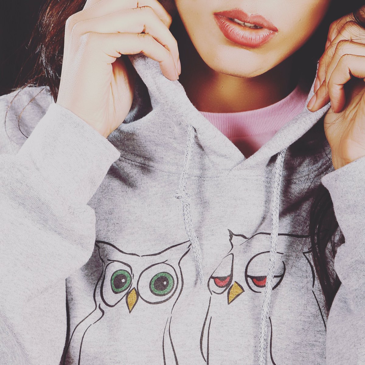 mikegrillmadeit's tweet photo. For the ladies we got that Fireee 🔥🔥🔥🔥🔥🔥 @2Birds1StonedNY #TinaTooTurnt @beeenaaaaa #NYC #FashionKilla #Global #OfficallyOpen #Hoodie #logo https://t.co/mam9gubjBQ