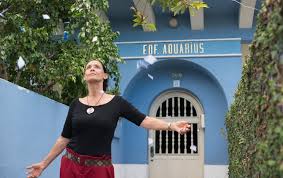 CINEsfuerzoblog's tweet photo. El premio #Gemas del @_FICCI_  es para #Aquarius de #KleberMendozaFilho 
Estreno el 16 de marzo en Colombia https://t.co/Kft8OePQ4m