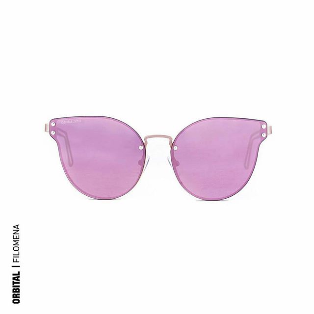 OrbitalOficial's tweet photo. La familia Filomena no quiere que despidas el verano sin antes conocerlos 😉💘 #BeOpen #Summer #Sunglasses #BaseCero https://t.co/xnfpELHADp https://t.co/4c6ZQaC6at