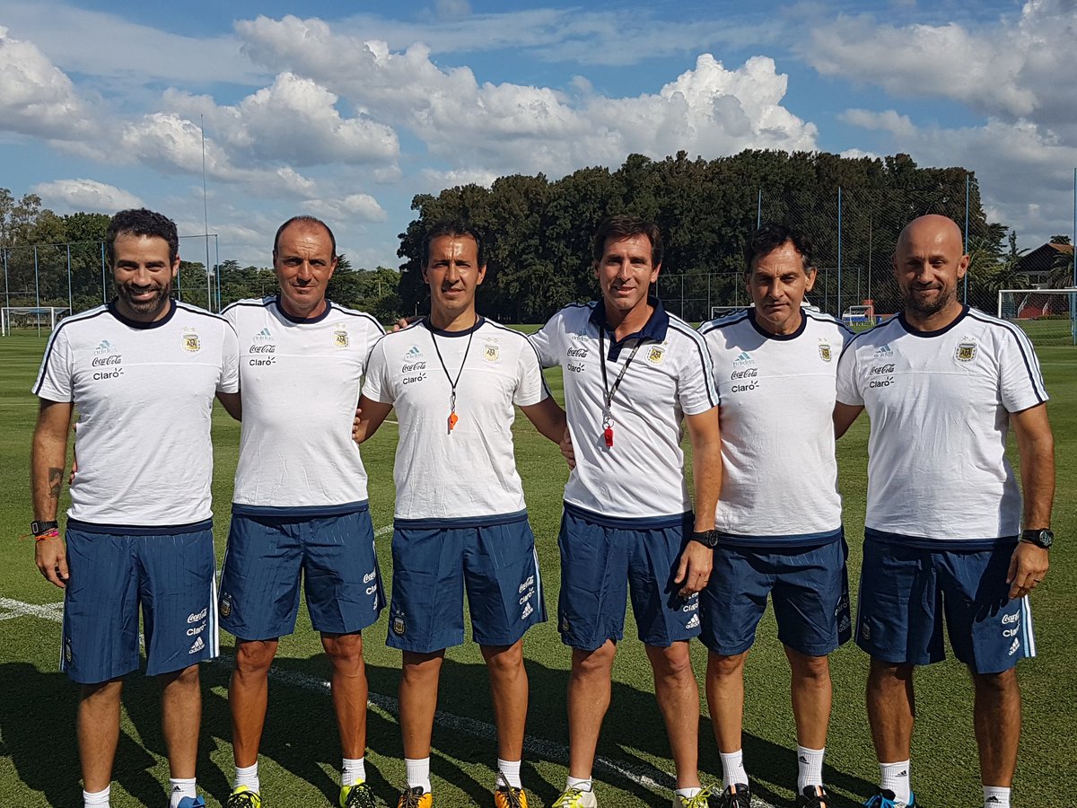 Cuerpo técnico de la selección sub-20 - AUF