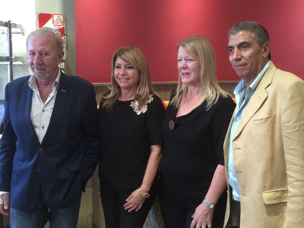 monicalitza's tweet photo. #AVELLANEDA Con @Stolbizer seguimos  transitando el camino del trabajo conjunto #Proyecto2017 https://t.co/6IkfkqI4oq