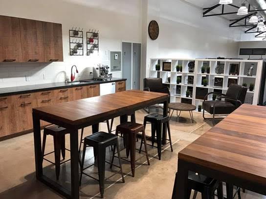 IntlDesignGuild's tweet photo. IDG ambassador Nicole Ziegler of @enzydesign has just finished designing a beautiful office space. https://t.co/EalpVXCWxc #OfficeDesign https://t.co/Ao7B7AiPut