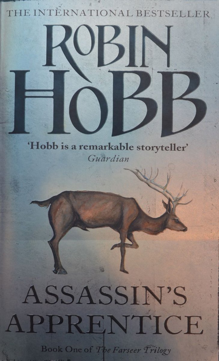 ChevalierGary's tweet photo. Je viens de finir la première trilogie de l’assassin royal écrite par @robinhobb : un chef-d'oeuvre de la littérature fantastique *-*. https://t.co/AmEveIMEdw