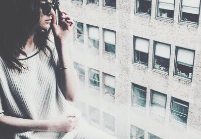 sendelounorlove's tweet image. Black and white, my love.