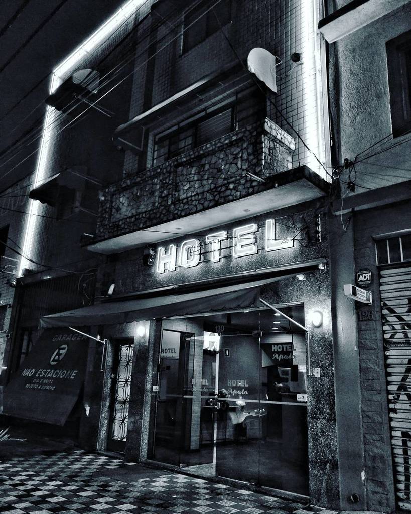 raphaelstrada's tweet photo. SP Old Town #leica #monochrome #spunderground https://t.co/KFdwL5rJXE https://t.co/jzOFvSZPD6