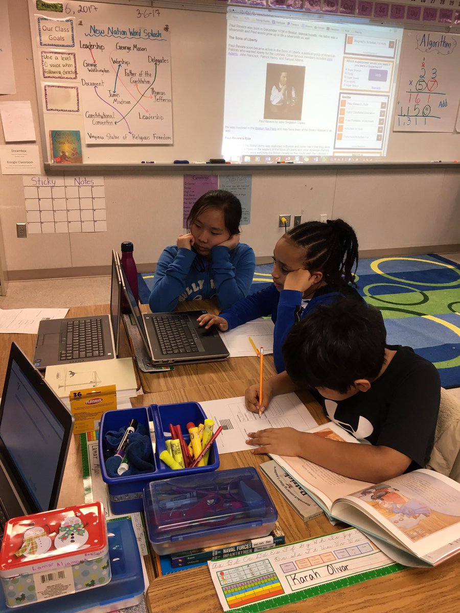 Falcons_Davis's tweet photo. Thanks to the 6th graders who came into help our class research famous Americans.@Falcon_MissR @Falcon_Leong @ForestdaleES @FalconStendardo https://t.co/q7NS7oMEfE