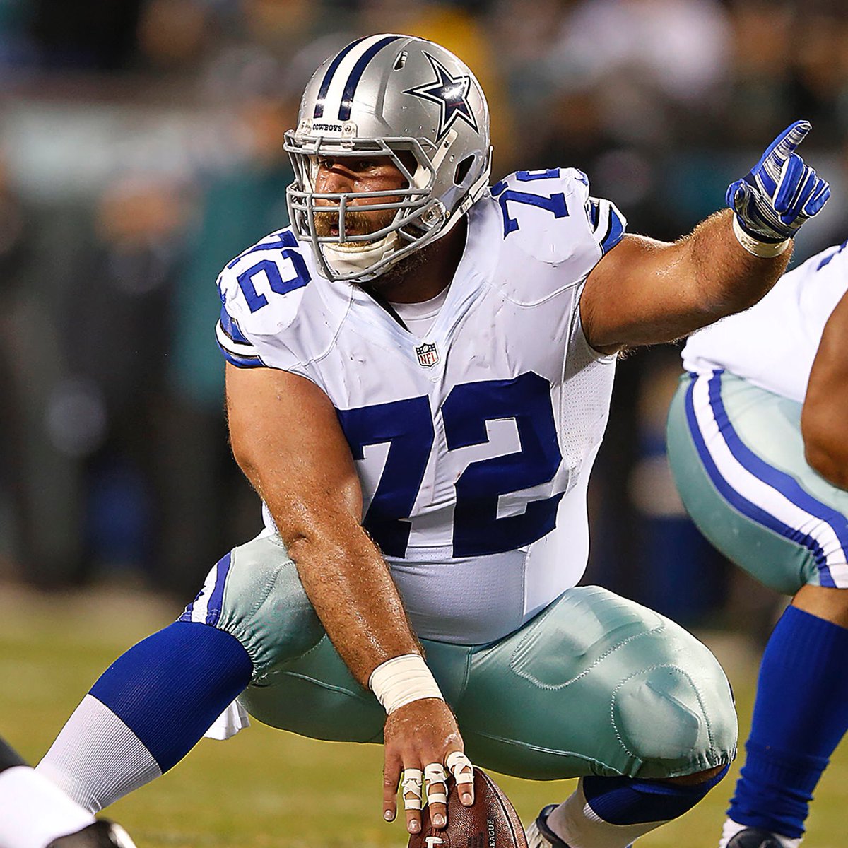 DemBoyzNation's tweet photo. Best #Cowboys Player of All-Time
  
Round of 32  

Retweet for Tony Romo 
Like for Travis Frederick 

#CowboysNation https://t.co/unxu4LMRXH