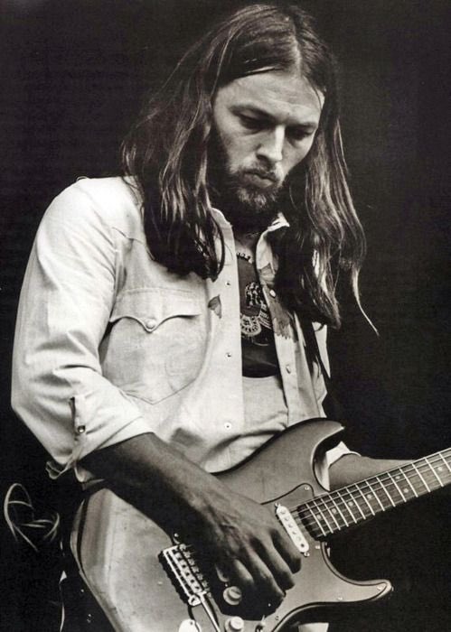 Happy birthday to David Gilmour. One of the greats. 