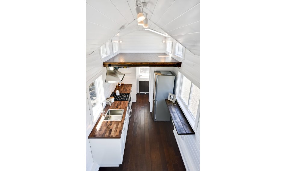 realtinyhouse's tweet photo. Custom Tiny Home built by Mint Tiny Homes in Canada https://t.co/3qH8kokQYJ