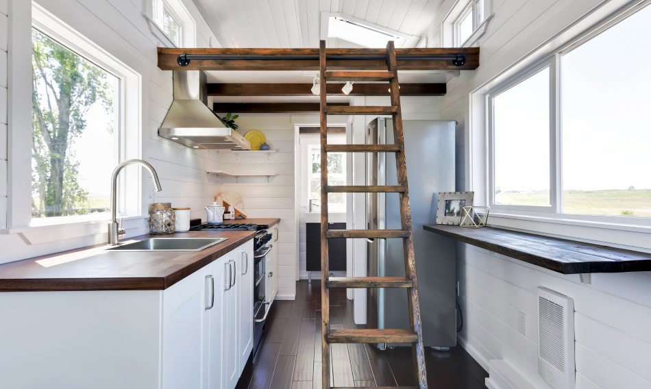 realtinyhouse's tweet photo. Custom Tiny Home built by Mint Tiny Homes in Canada https://t.co/3qH8kokQYJ