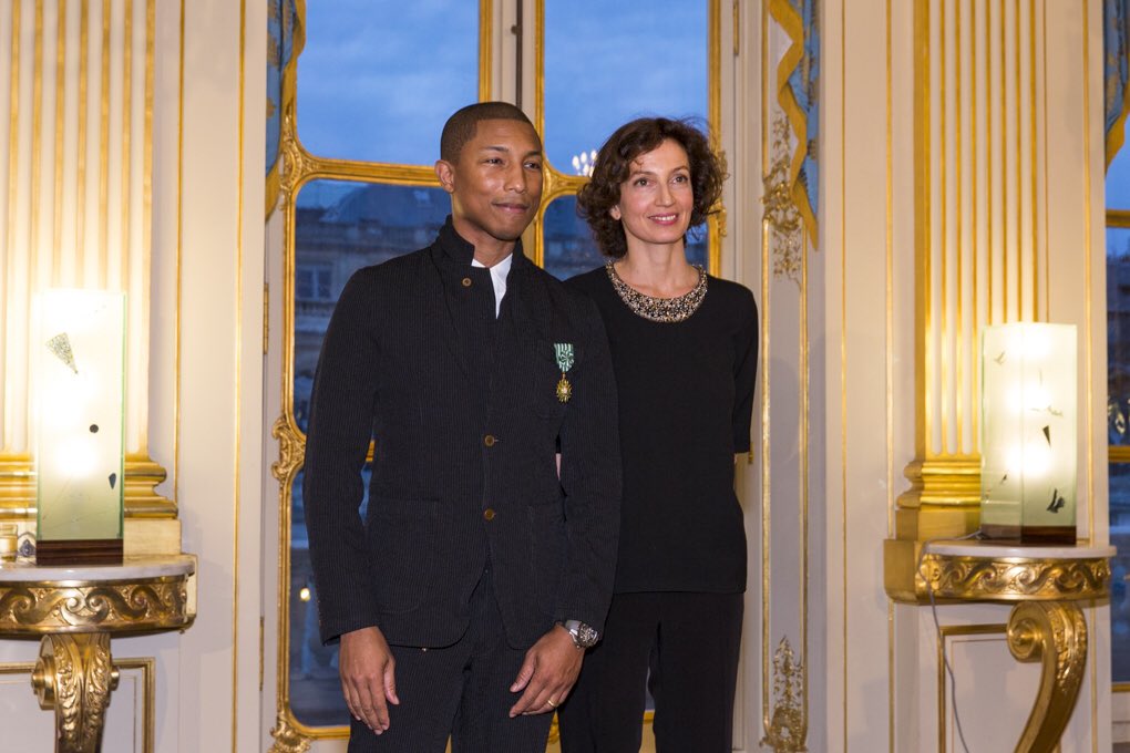 AAzoulay's tweet image. @Pharrell officier de l'ordre des #arts et des #lettres, vous êtes un créateur éclectique et visionnaire, ami de la France