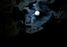 Trismich78's tweet photo. Latest bit of Flash fiction from my website. Read, like, share. #ghoststory #flashfiction #amwriting #horror #ebook

https://t.co/cZeVLEKjQI https://t.co/SMNcTbtZ4y