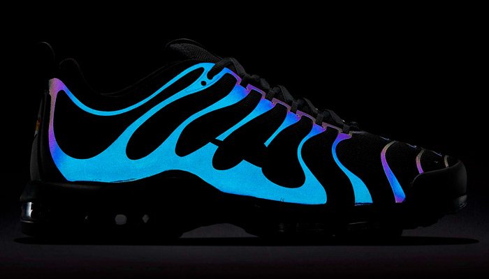 nike air max plus iridescent