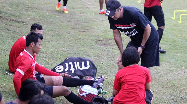 Sukarja Cedera, Pelatih Bali United Salahkan Lapangan Latihan
semetondewata.com/index.php/baca…

#BaliUnited #Sepakbola #Bali