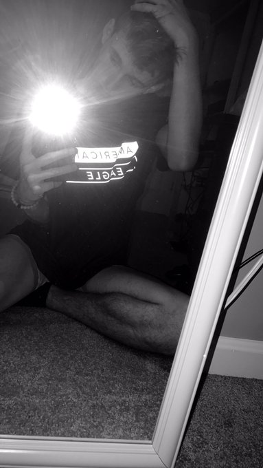 Watch Dawson's leaked NSFW photo on TwXstars