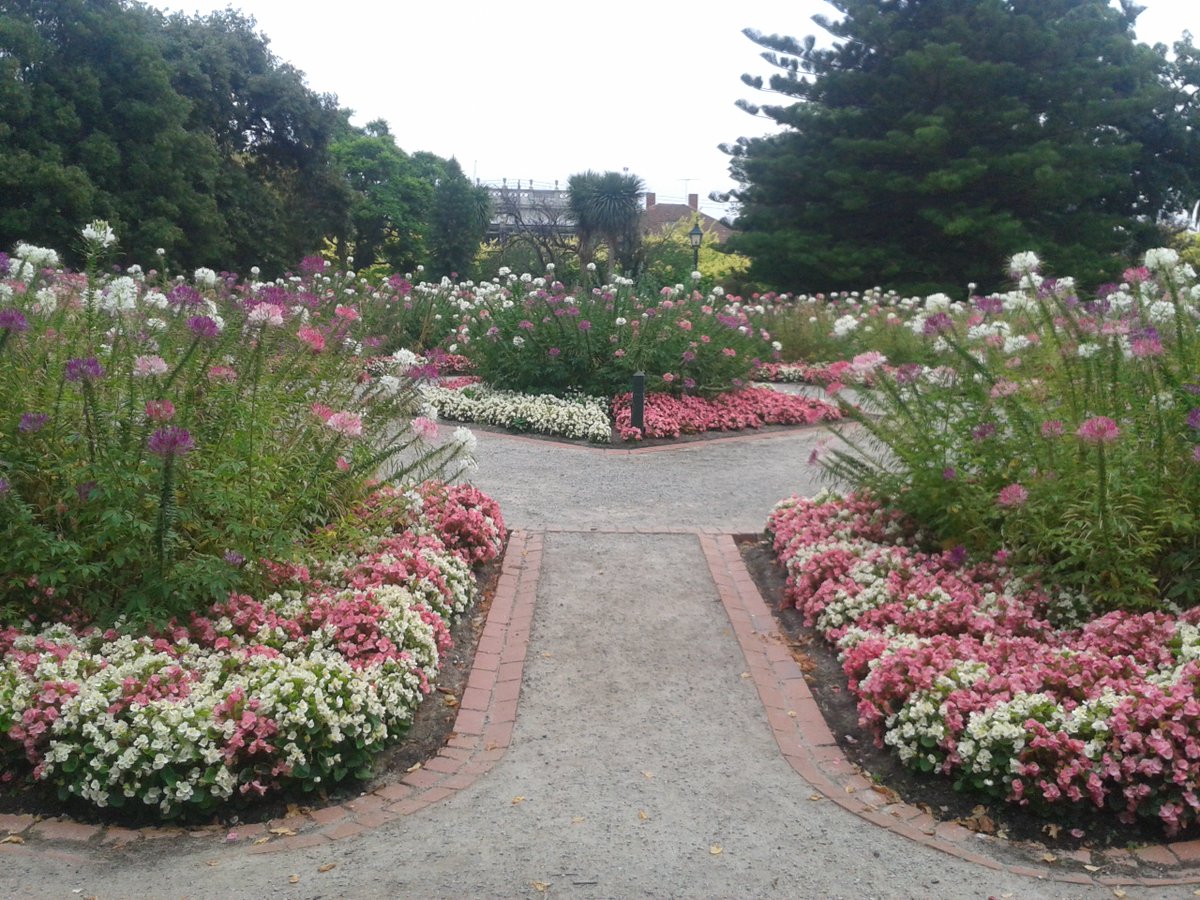 Going_Solar's tweet image. The 2017 Victorian Walking Festival will start on April 1 - mid May 2017.  The program should start to become available in mid-March.