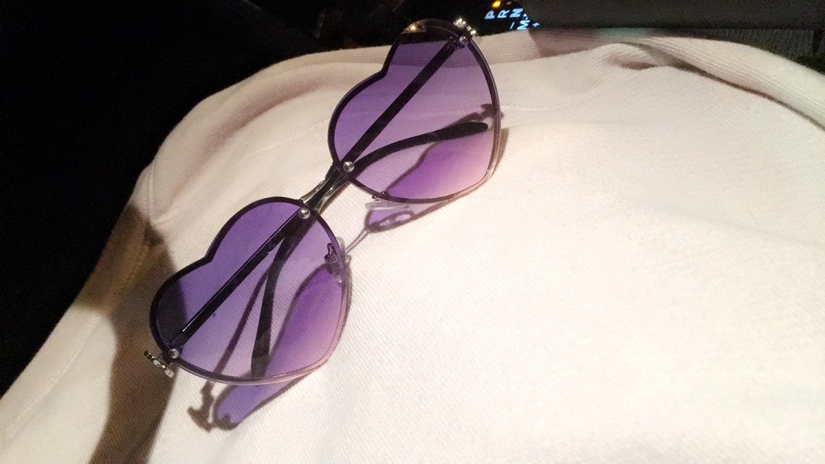 ninovuitton's tweet photo. Nigga Snatcherz #NinBeams ππ» https://t.co/smpK5MlVH4