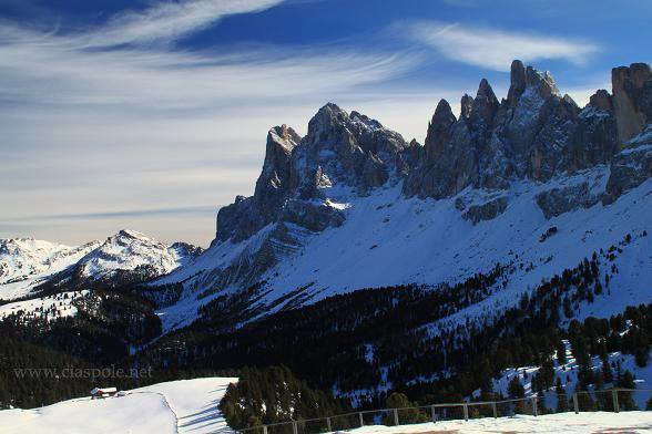 ciaspolenet's tweet photo. in val di #Funes, verso malga #Brogles! https://t.co/GdDdtCyKB4 @altoadige_info https://t.co/aNSei8Ustp