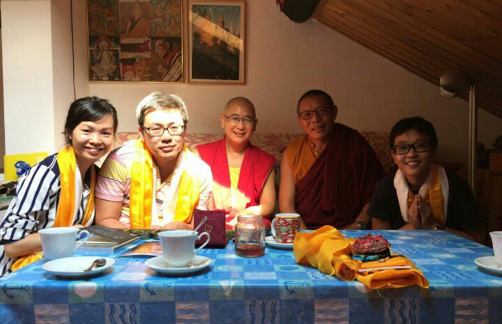 tsemtulku's tweet photo. Tibetans, lay &amp; ordained, turned against each other
https://t.co/1Ox7ZEsZL1

#HumanRights
#HumanRightsViolations
#religiousfreedom
#humanity https://t.co/bl40H5Dx3b