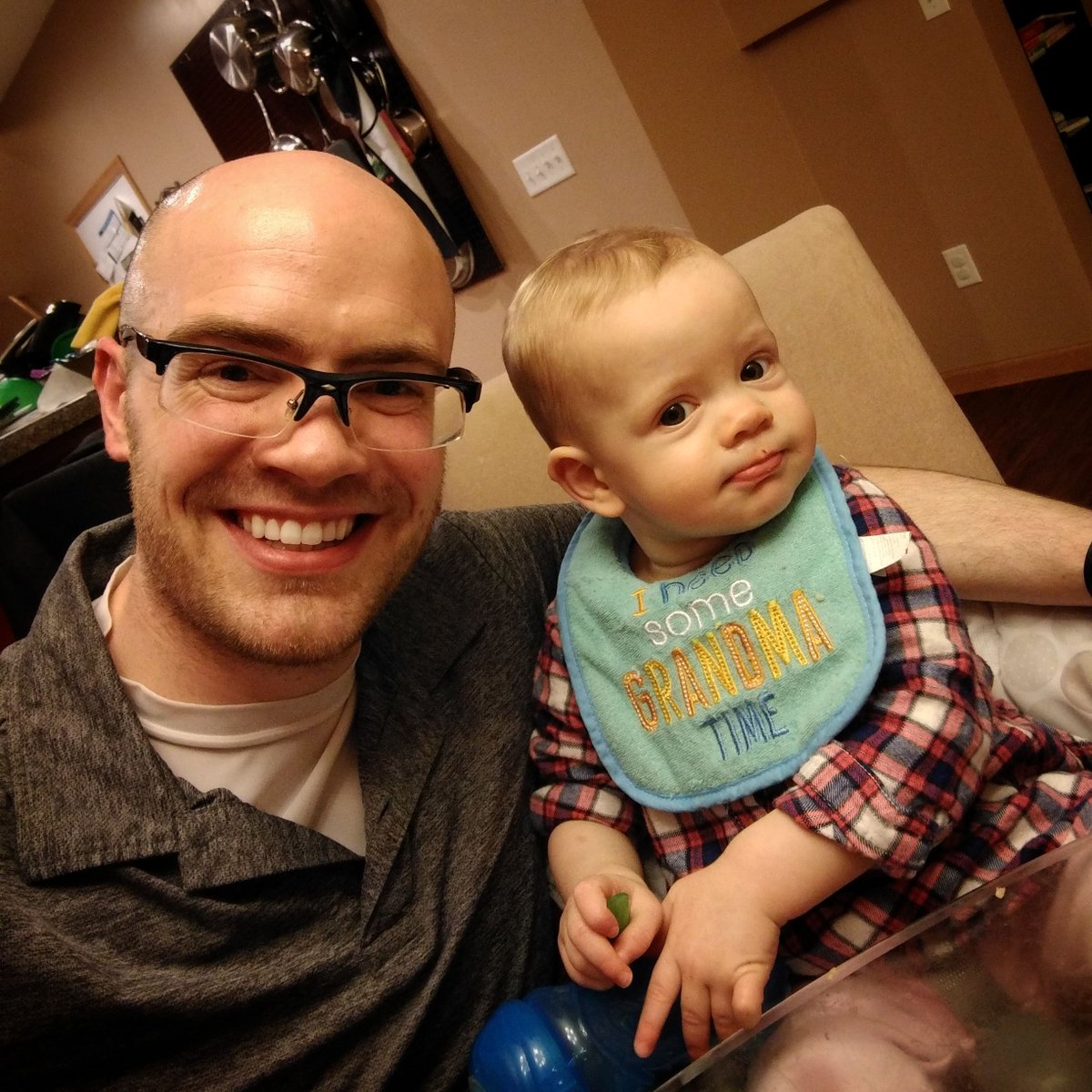 MattMaus's tweet photo. Meal time with the Maus Haus. #newdadroutine #cleaneating #chili https://t.co/QSf9f115sg