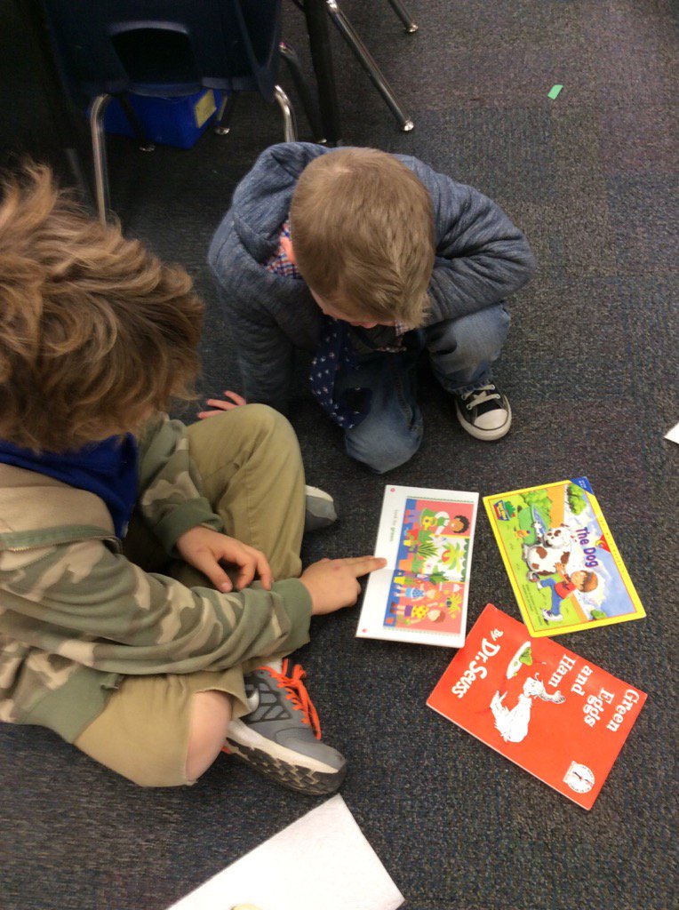AmyFrick2's tweet photo. Green eggs and ham are best shared with...our K buddies!#RayMarshRAAWeek https://t.co/zz7R5GmyyT