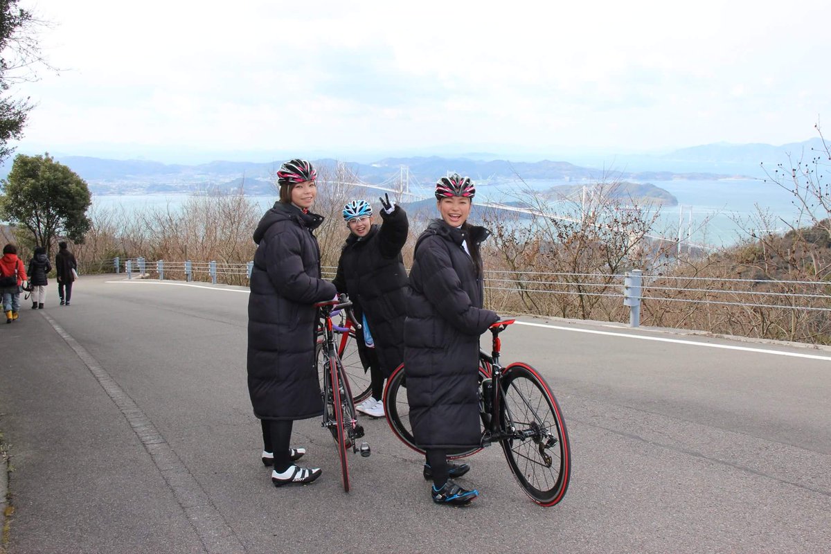 松本奈々 ちゃりん娘 On Twitter Ntt西日本 のcm見たよってお友達からも連絡来て嬉しい ガラケーのお父さんからもメール来たし ただお父さん以外の家族のグループラインではなんの音沙汰もない びっくりさせようと思って見つけてもらうまで黙っておこう作戦が裏目