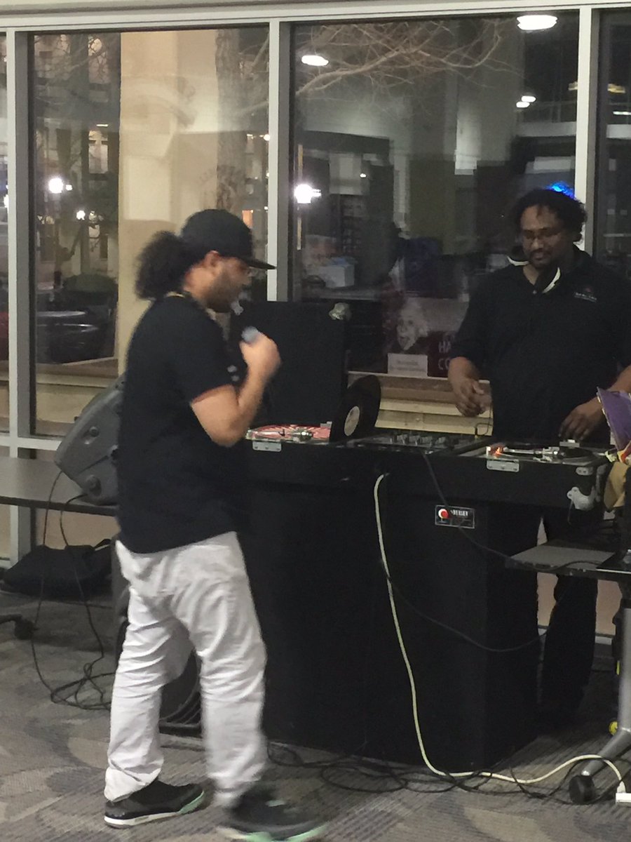 YouCallit831's tweet photo. We r wiretapping the Hartnell Throwdown Session #itsallthewaylive https://t.co/Bc36GyKFeI