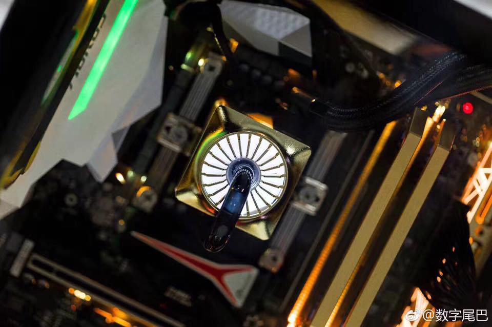 Deepcoolglobal's tweet photo. Gold Captain #CaptainMOD ๐๐ https://t.co/VLfrdVyTjW