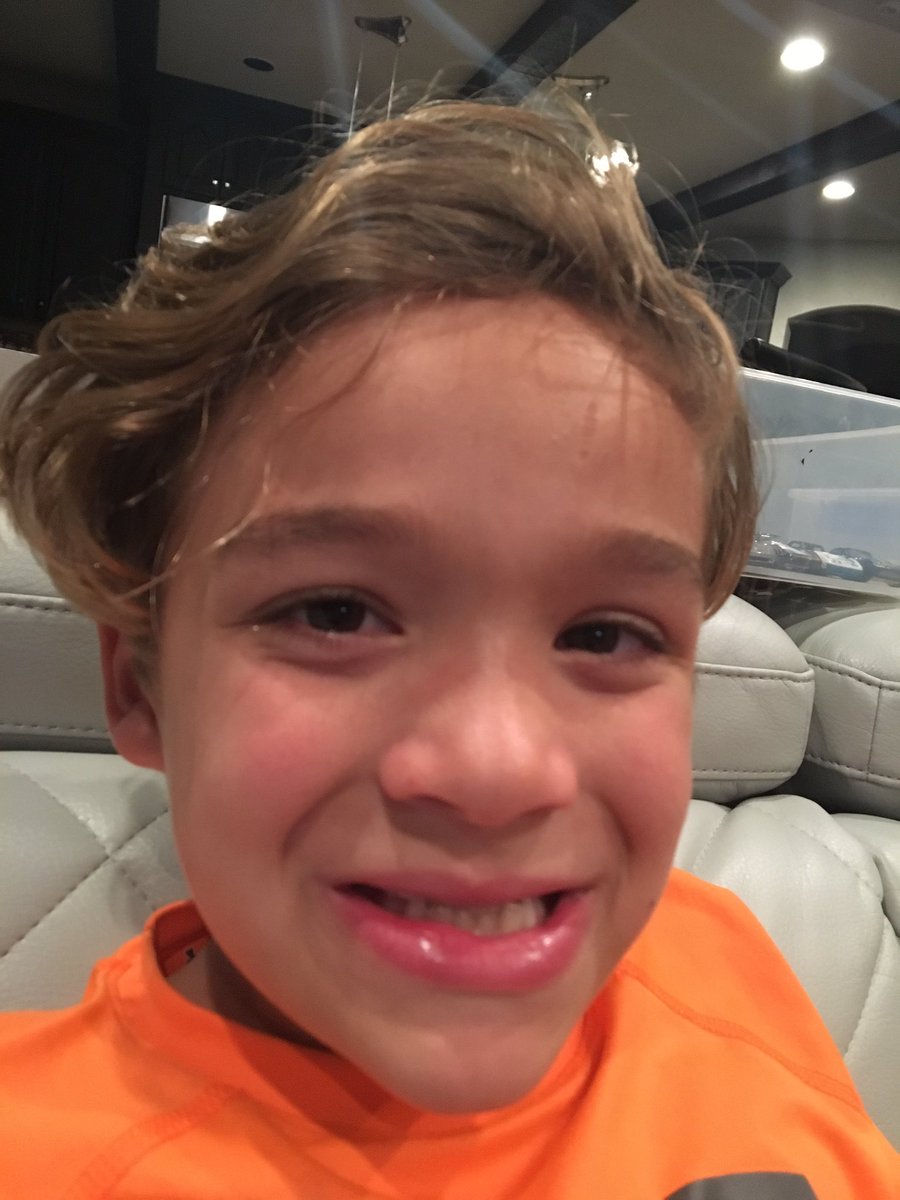 trinitylinane's tweet photo. boys take notes from my little brother https://t.co/ewk2wqXTuB