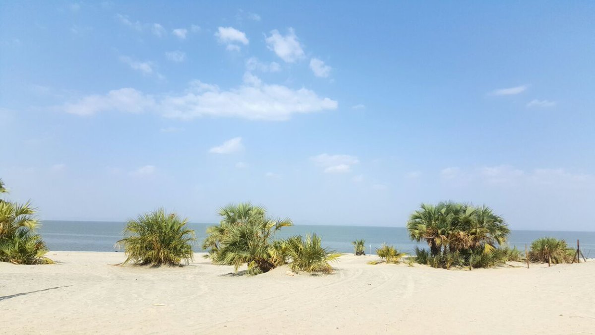 AccessTravelKE's tweet photo. "If you take away safaris and beaches, the scope that Kenya offers, right from the North to the South,East to West is incredible" @aabradier https://t.co/IOtq5MP1xu