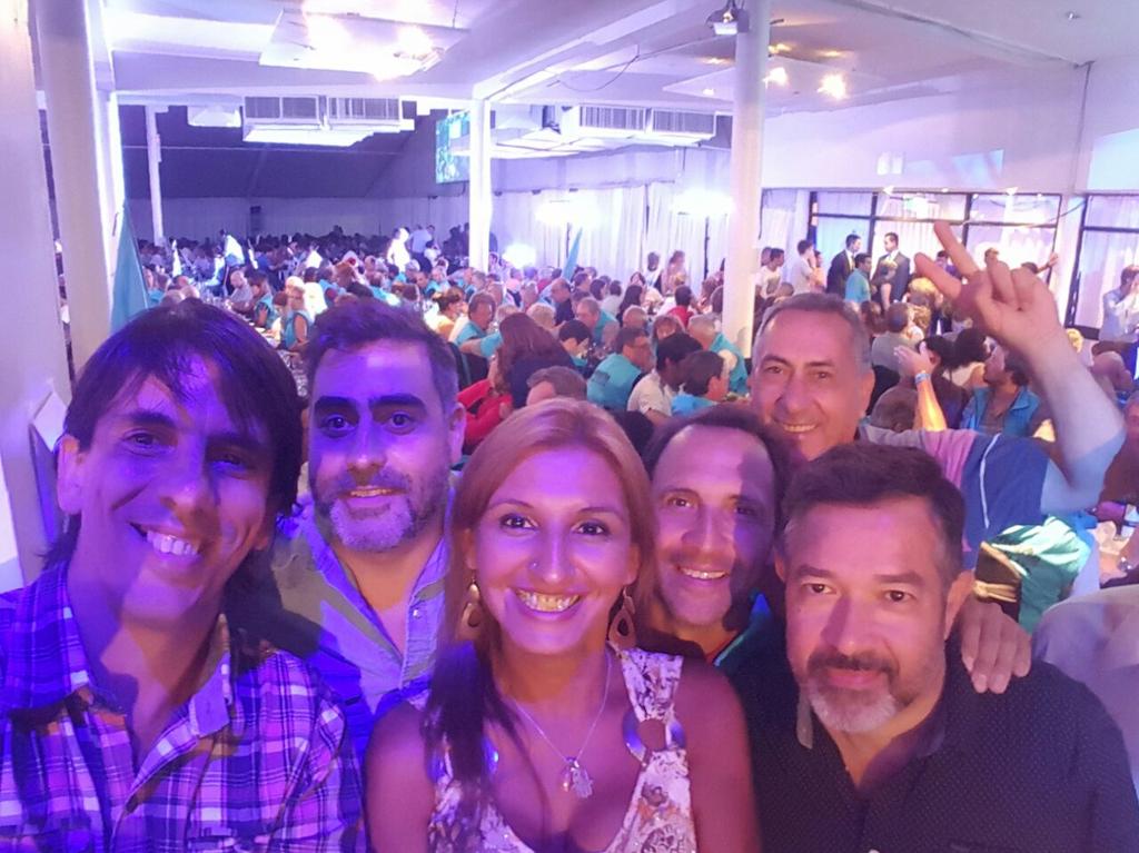 juperez80's tweet photo. @RMSantanderCGI @ziporojo @WalterIvanLarre @SergioOPalazzo #palazzo2017 https://t.co/AwOUiEZ0SR