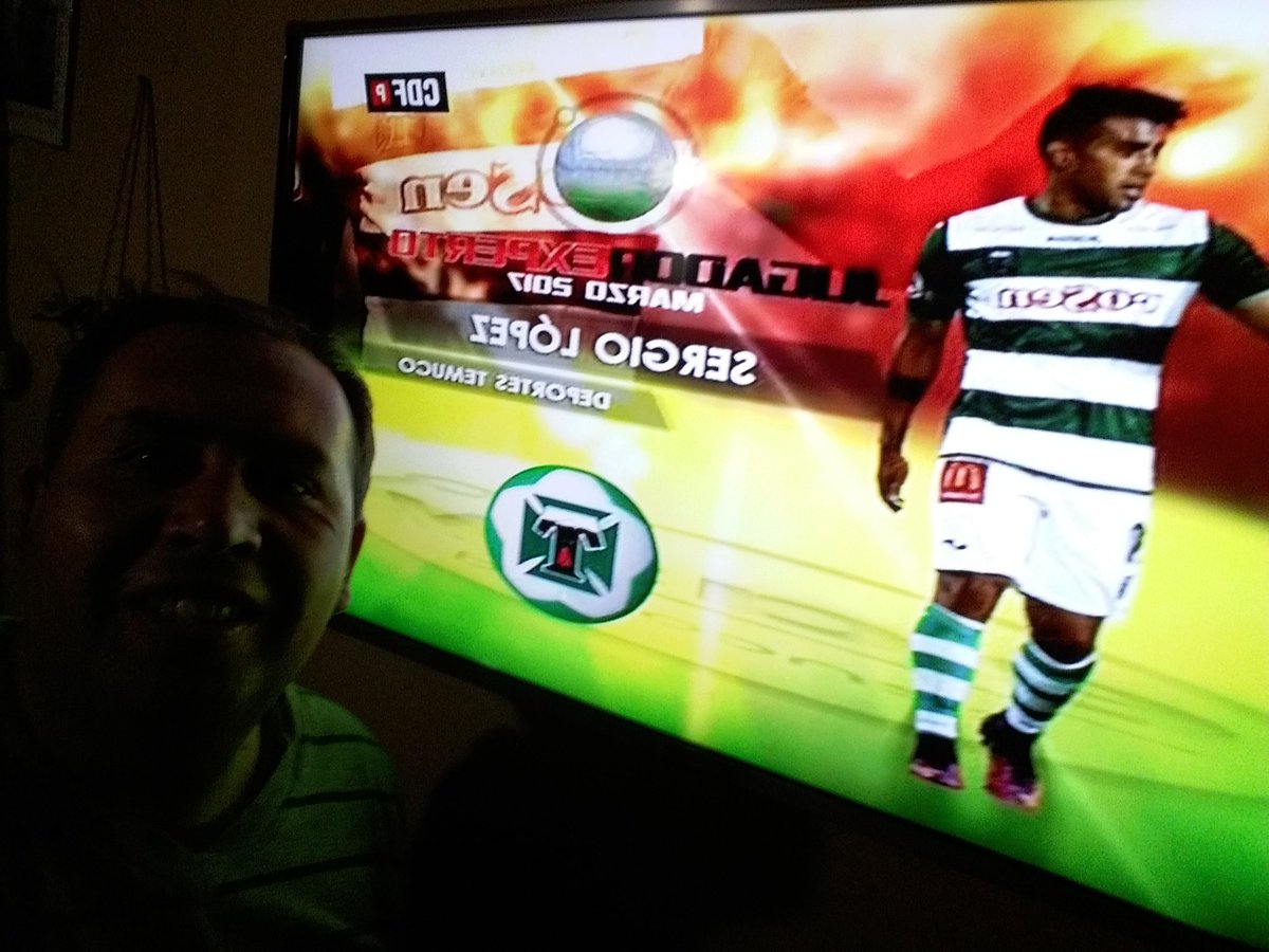 tco1975's tweet photo. @sdg_oficial @Temucooficial @TiendaAlbiverde @CDF_cl  vamos temukito quiero la camiseta del pije el viernes a llenar el becker https://t.co/SPaZRqnhGr