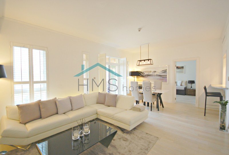 HMShomes's tweet photo. #FORSALE #Exclusive #HMShomes #FullyUpgraded #VacantonTransfer, #Qamaardeen #NewKitchen #dubai https://t.co/K7AO9rsQ9r https://t.co/tsgPXJdxFm