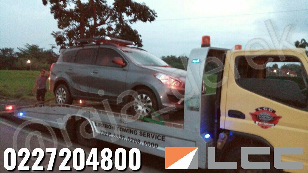 RajaDerek's tweet photo. #derekbandung #towingbandung
#derekmobil #derekmobil24jam
#derekmobilbandung #derekmurah  #InfoBandung https://t.co/AlGX1SFg4u