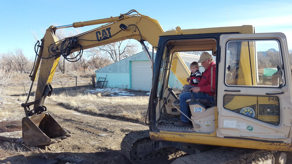 stephen_benko's tweet image. It&apos;s never too early (or late) to begin operator training. Construct with Confidence #ConExpo Booth N12067 and S64228. #TrimbleConstruct